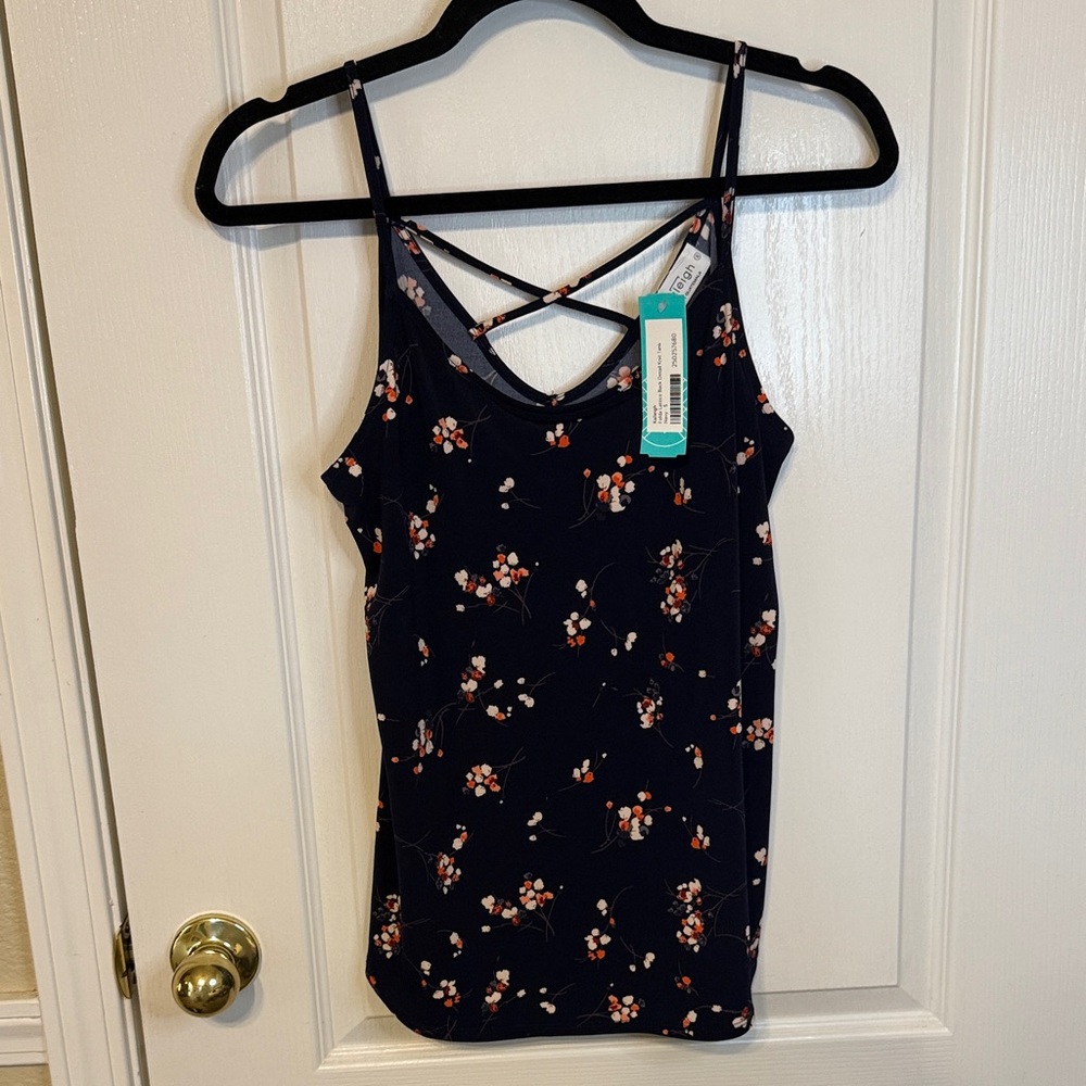 KAILEIGH
Felda Lattice Back Detail Knit Tank